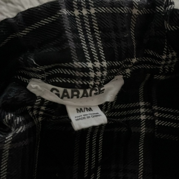 Garage Preppy Pleaded Skirt - Picture 2 of 2